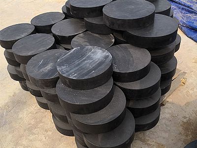 顺平县板式橡胶支座由若干层橡胶片与薄钢板经加压硫化